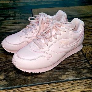 Fila Machu Pink Classic Sneakers Size 10 shoes retro